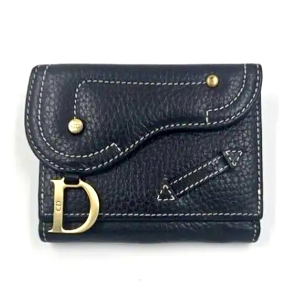 Meet your Posher, Sara - Picture 12 of 14